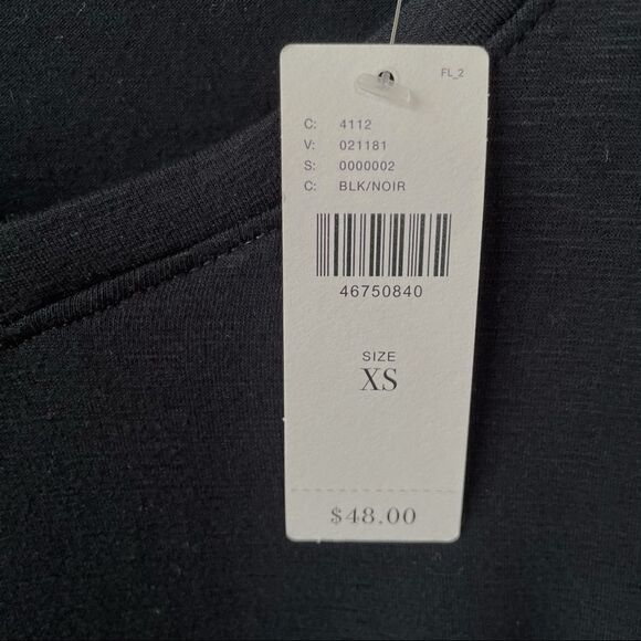 Maeve Anthro black side ruched short sleeve T - Picture 11 of 12